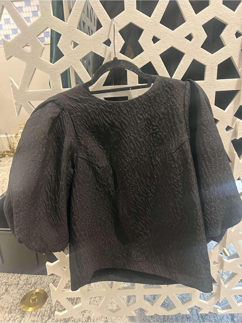 Black Textured Puff-Sleeve Blouse